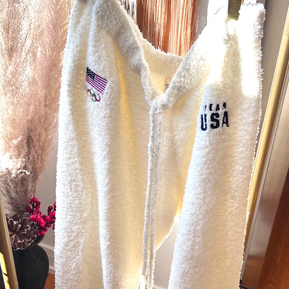 SKIMS Special Olympic Edition Team USA Fleece Joggers